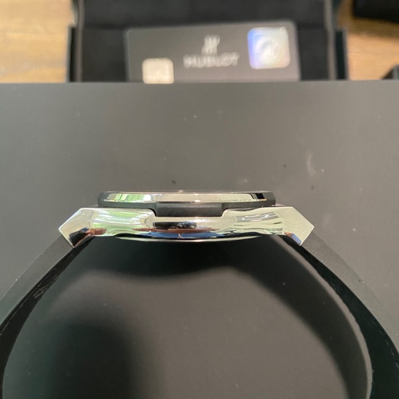 Hublot Classic Fusion watch SOLD! - Picture 5 of 9